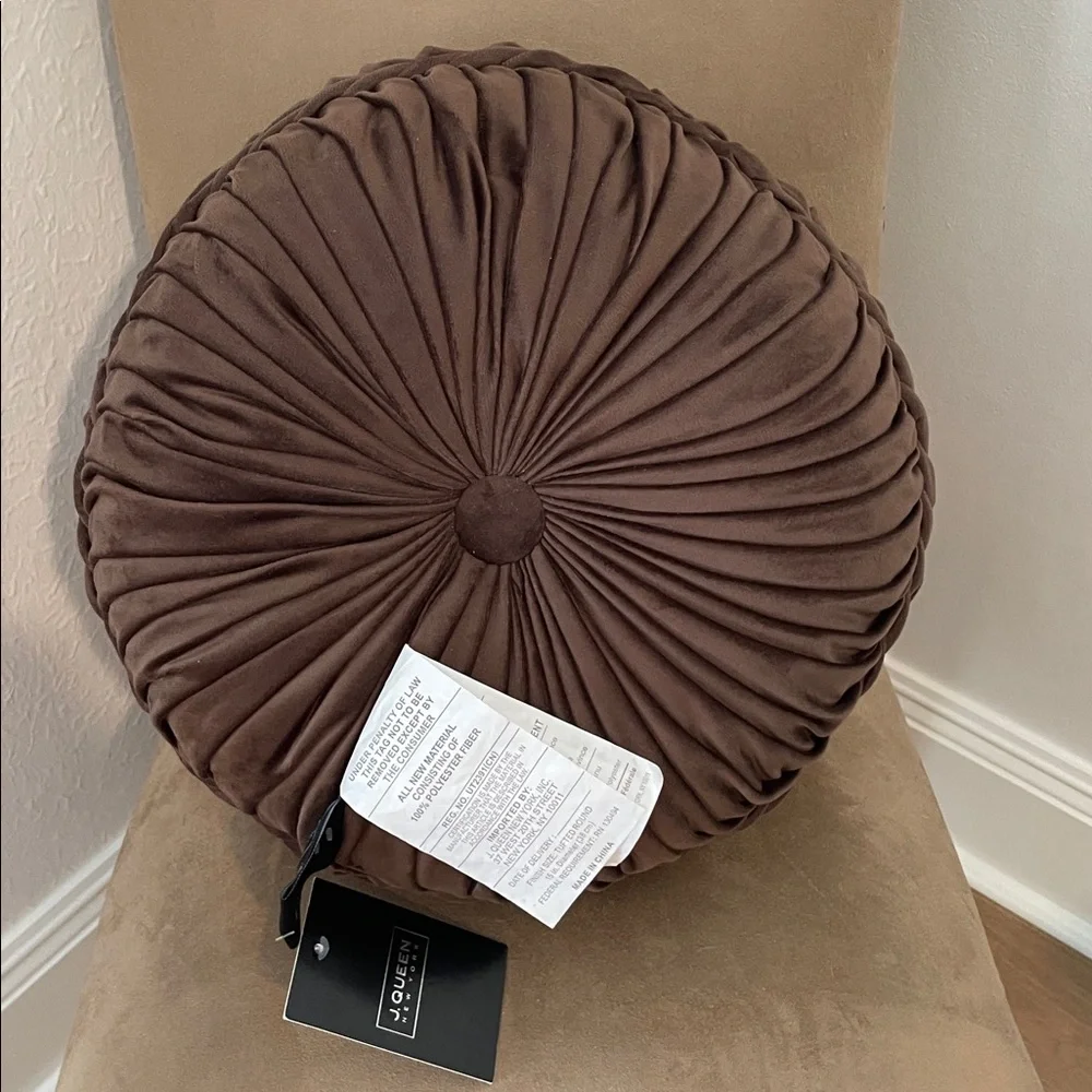 J. QUEEN New York Madeira Tufted Chocolate Round Pillow, NWT